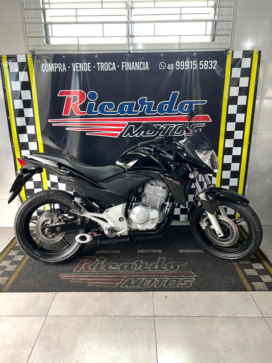 CB 300R (2013)