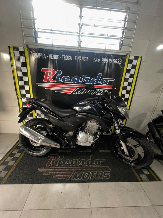 CB 300R (2012)