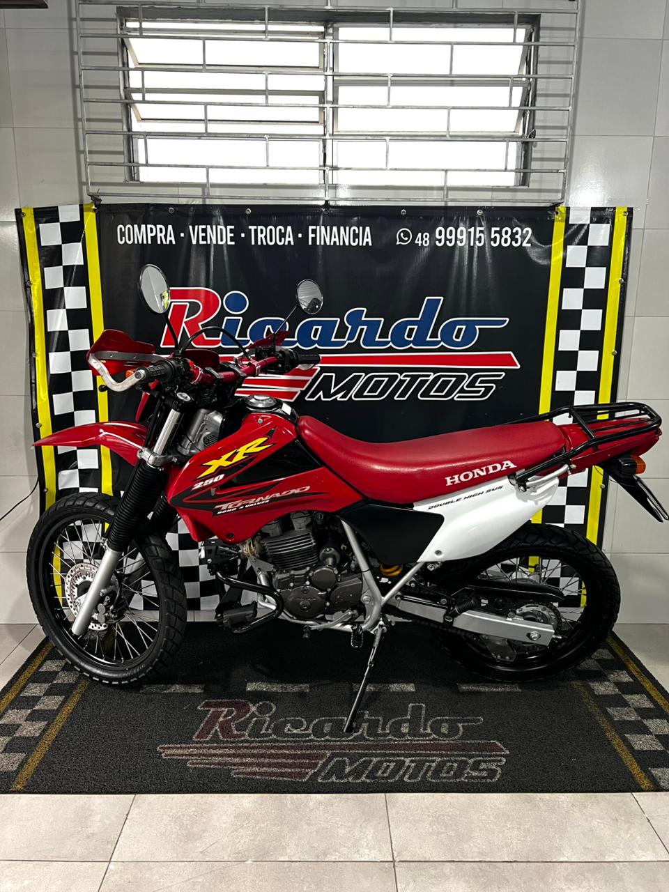 Tornado 250