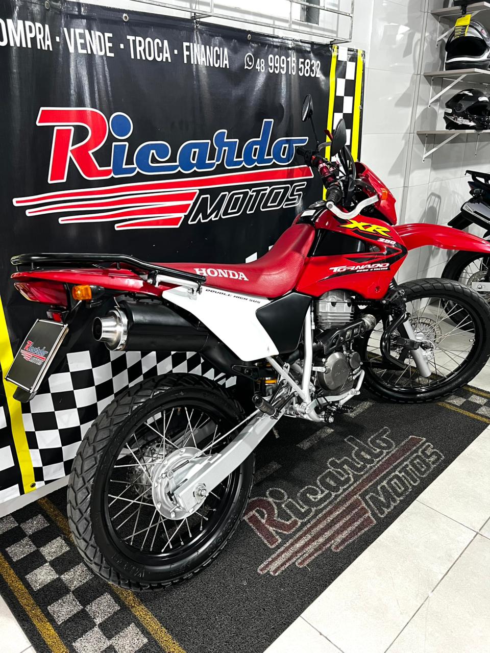 Tornado 250